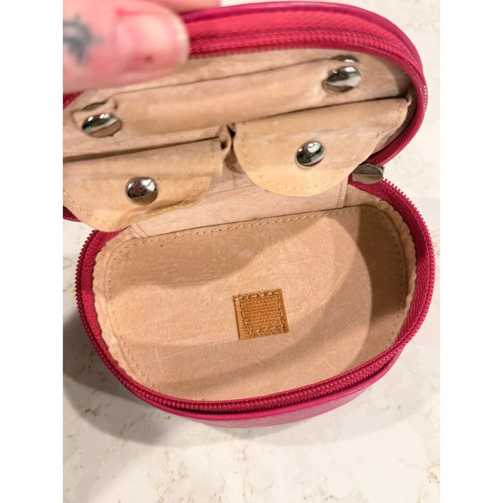 Rowallan Scotland Fuchsia Pink Leather Travel Jewelry Case Organizer‎ Half Moon
